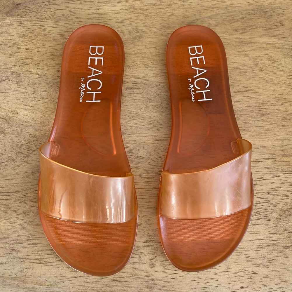 Beach by Matisse jelly slides